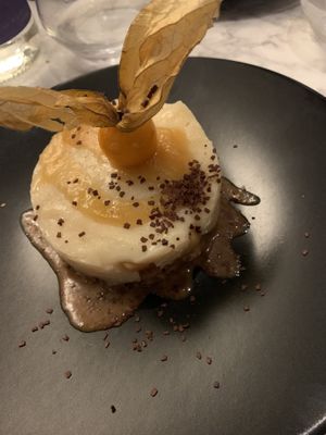 Dessert  at Bonnard in Paris