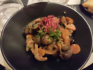 Blanquette at Bonnard in Paris