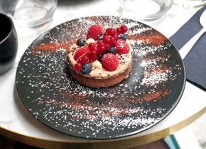 Sablé Cacao w/berries at Bonnard in Paris