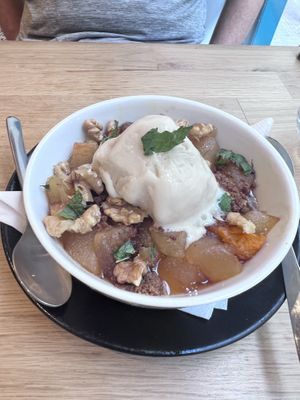 Apple and peach crumble with walnuts and vegan ice cream  at Bonnard in Paris