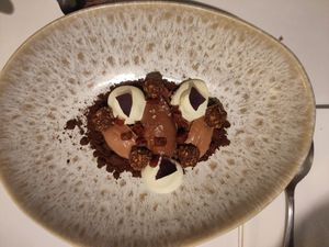 Trio choco at Bonnard in Paris