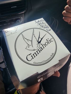  at Cinnaholic in Long Beach