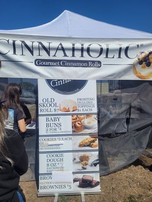  at Cinnaholic in Long Beach