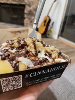 Cookie Monster  at Cinnaholic in Long Beach