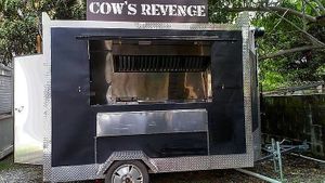 Cow's Revenge Vegan Food Truck at Cow's Revenge Vegan in Panama City