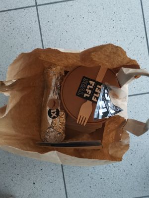  at FLFL - Carolieweg in Groningen