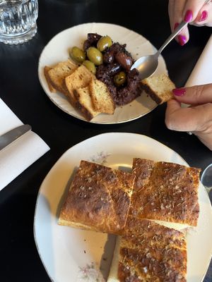 Focaccia and olives   at Roka in Rovaniemi
