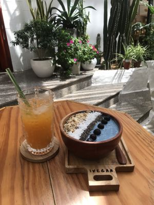 iVegan smoothie bowl and orange juice  at iVegan Supershop Da Nang - Healthy Plant Based Cafe in Da Nang
