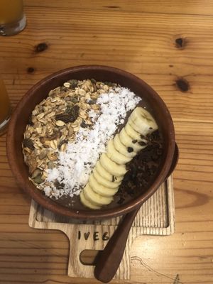 Cocoa Bowl 😍  at iVegan Supershop Da Nang - Healthy Plant Based Cafe in Da Nang