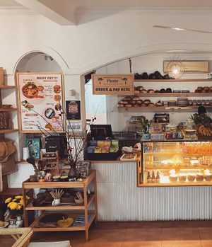 You should order first and staff will bring food to your table at iVegan Supershop Da Nang - Healthy Plant Based Cafe in Da Nang