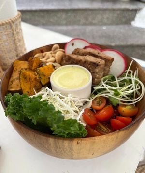 Vedic Bowl at iVegan Supershop Da Nang - Healthy Plant Based Cafe in Da Nang