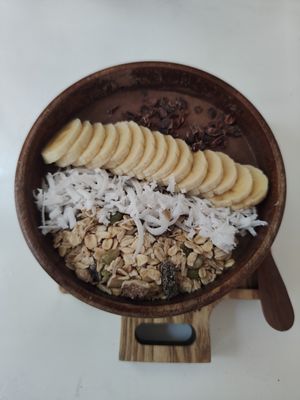 Cacao smoothie bowl at iVegan Supershop Da Nang - Healthy Plant Based Cafe in Da Nang