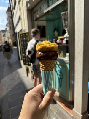 Mango and chocolate   at Portogallo in Padua