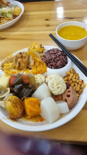 plate number 1! at Sù yǐ Xiāng SùShí 素颐香 in Chongqing