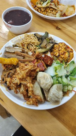 plate number 2! at Sù yǐ Xiāng SùShí 素颐香 in Chongqing