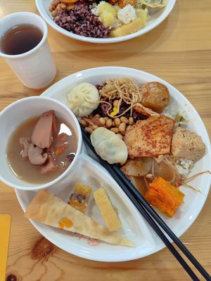  at Sù yǐ Xiāng SùShí 素颐香 in Chongqing