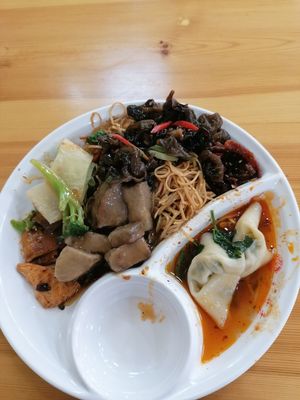  at Sù yǐ Xiāng SùShí 素颐香 in Chongqing