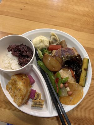   at Sù yǐ Xiāng SùShí 素颐香 in Chongqing