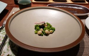 Peas and Job's tears at Sun Plant - 芊月茗 Qiānyuèmíng in Chongqing