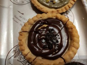 Scodelletta al gianduia at Pasticceria La Rosa in Livorno