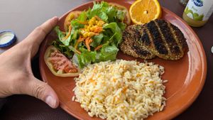 Burger on a plate at Adega do Ramada in Obidos