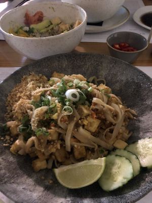 Pad Thai with smoked tofu 🤩 at Maguro in Zadar