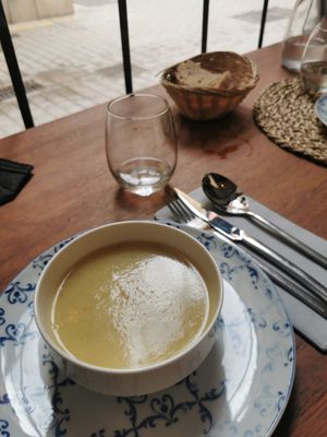 2. Course: soup at Ca n'Ela Vegan Restaurant in Mallorca