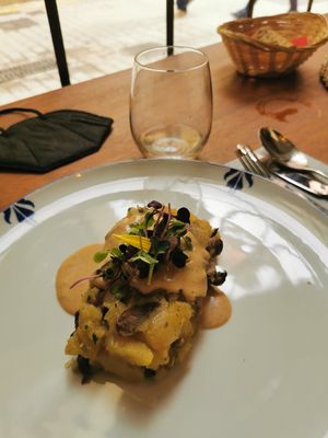 3. Course: mushrooms with potatos at Ca n'Ela Vegan Restaurant in Mallorca