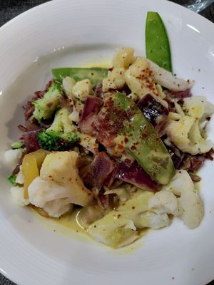 Curry dish at Ca n'Ela Vegan Restaurant in Mallorca