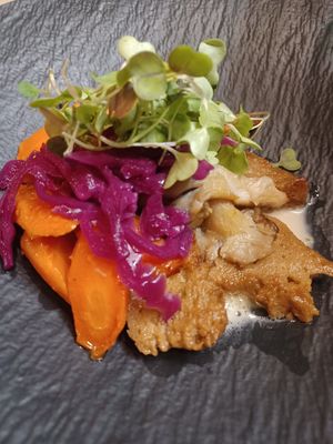 Seitán al limón at Ca n'Ela Vegan Restaurant in Mallorca