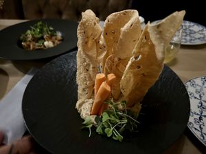 Hummus and popadum 👌  at Ca n'Ela Vegan Restaurant in Mallorca