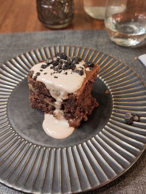 Dessert: chocolate sponge cake at Ca n'Ela Vegan Restaurant in Mallorca