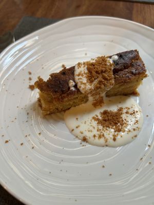 Cinnamon cake   at Ca n'Ela Vegan Restaurant in Mallorca