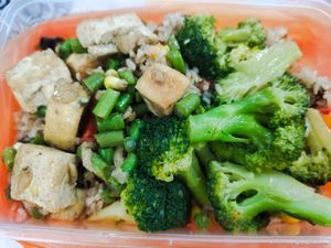 Fried rice with two dishes $3 only at Veggie 素食 121 in Central Singapore