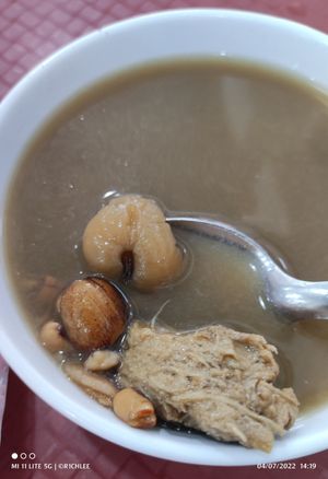 Lotus Seed Herbal Soup ingredients at Veggie 素食 121 in Central Singapore