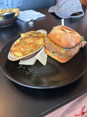 Vegan Chicken Sandwich w some Mac  at Root and Press in Worcester