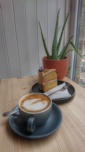 Coffee & cake at 269 Vegan in Dunfermline