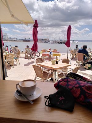 Sommer vibes at MaiMai Surf Bar in Mallorca