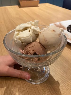 Selection of vegan ice creams  at The Swan in Banton