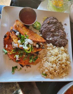 Birria taco plate at Casa Del Vegano in Dallas
