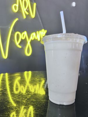 Creamy coconut dream smoothie - so yummy!   at Casa Del Vegano in Dallas