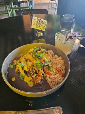  at Casa Del Vegano in Dallas