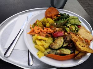 Vegan plate at Red in Heidelberg