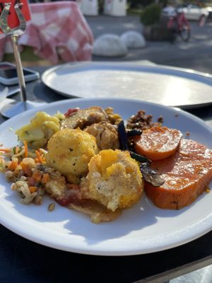 vegan buffet   at Red in Heidelberg