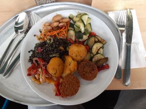 Buffet plate at Red in Heidelberg