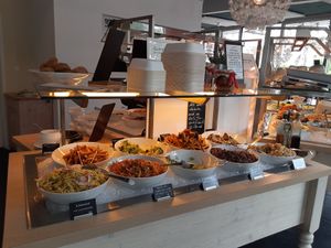 Food bar at Red in Heidelberg