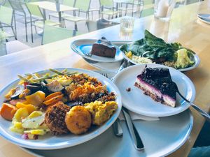 Two plates with added desserts at Red in Heidelberg