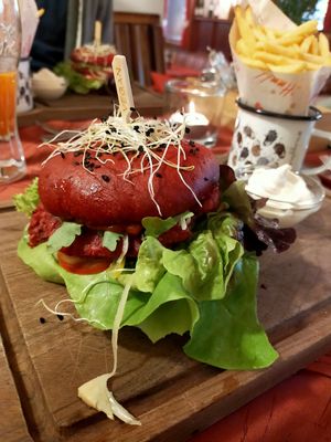 Red Burger vegan at Hotel Gasthof Brüggler in Radstadt