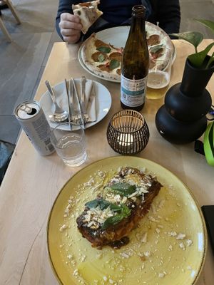 Lasagne and pizza Picante  at Chutnej in Prague