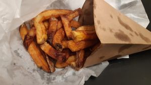 Side of chips at Chutnej in Prague